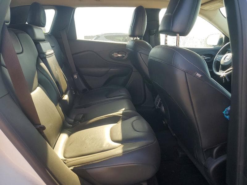 2017 JEEP CHEROKEE LIMITED 11