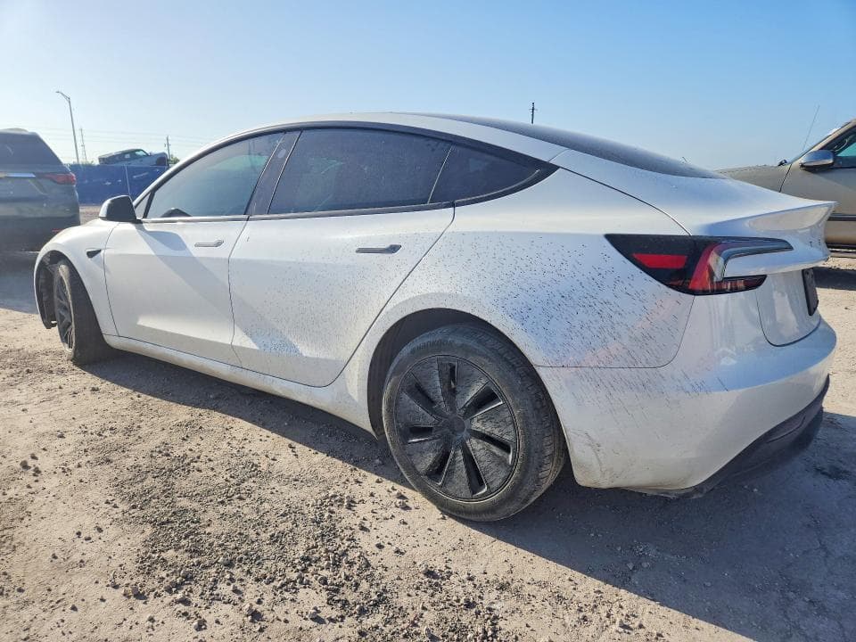 2024 TESLA MODEL 3 2