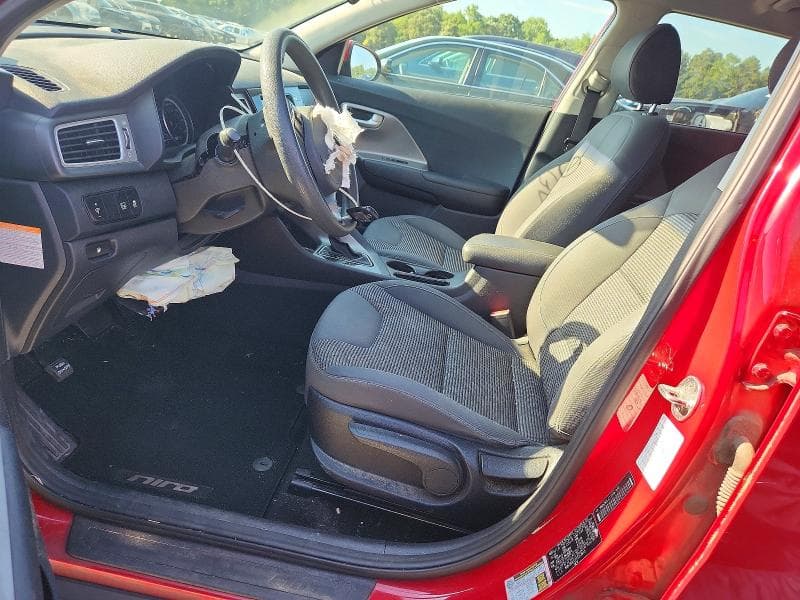 2018 KIA NIRO LX 7