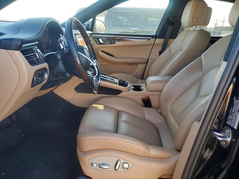 2023 PORSCHE MACAN BASE 7