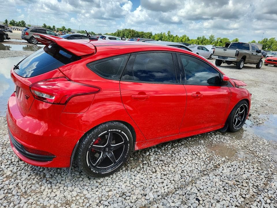 2017 FORD FOCUS ST 3