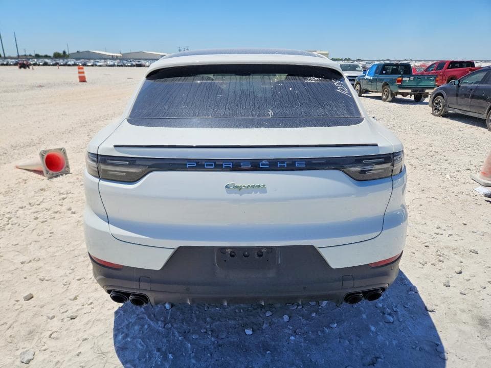 2022 PORSCHE CAYENNE E HYBRID COUPE 6