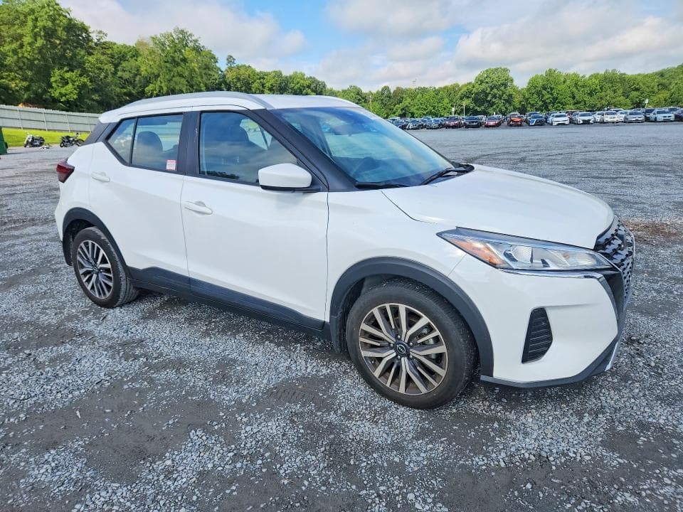 2022 NISSAN KICKS SV 4
