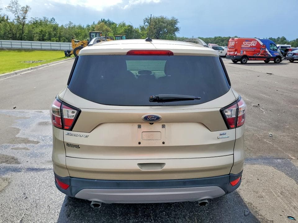 2018 FORD ESCAPE SE 6