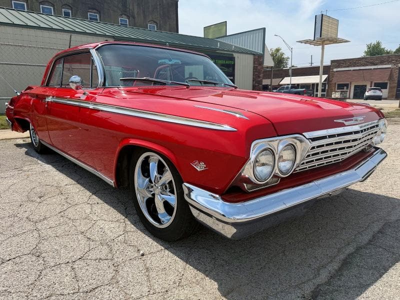 1962 CHEVROLET IMPALA - 1