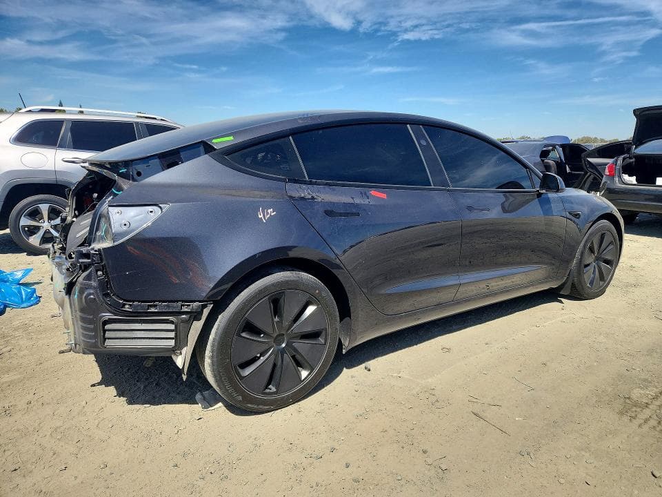 2024 TESLA MODEL 3 3