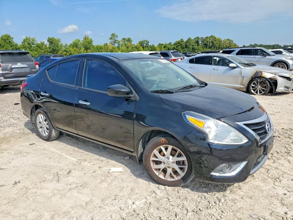 2017 NISSAN VERSA 1.6 S 4