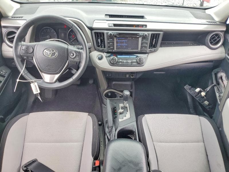 2018 TOYOTA RAV4 XLE 8