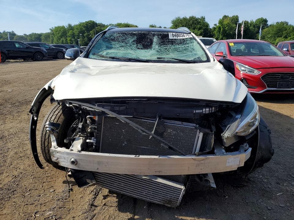 2019 INFINITI QX30 ESSENTIAL 5