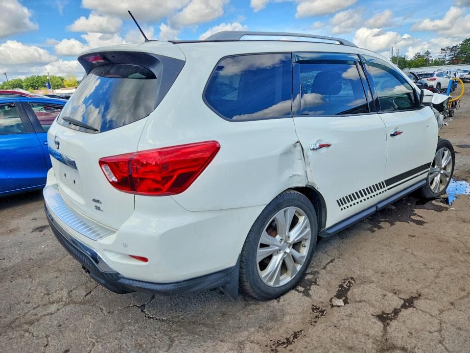 2018 NISSAN PATHFINDER SL 3