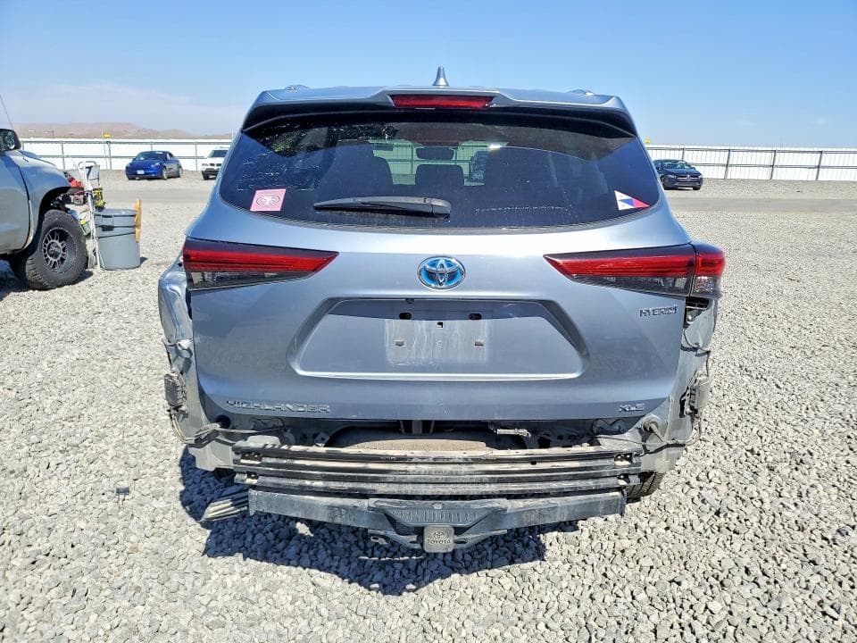 2021 TOYOTA HIGHLANDER HYBRID XLE 6