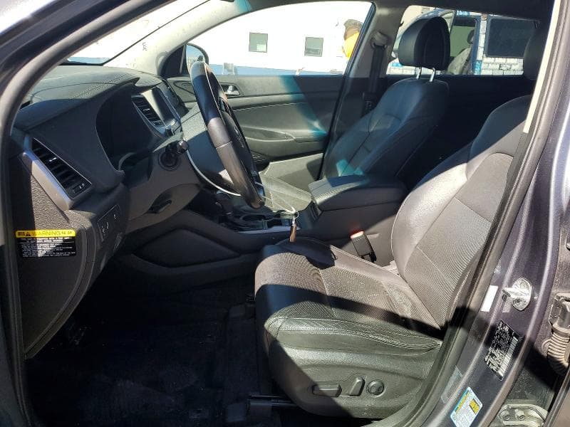 2017 HYUNDAI TUCSON SE PLUS 7