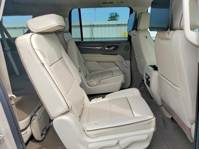 2021 GMC YUKON XL DENALI 11