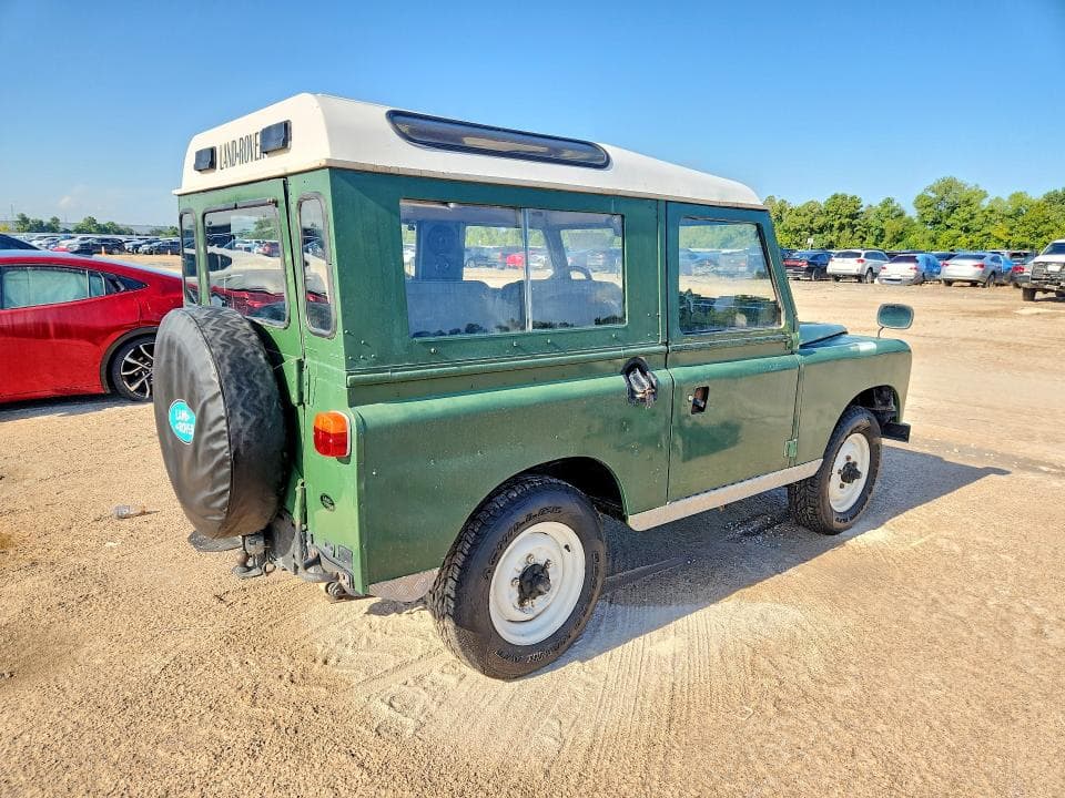1983 LAND ROVER DEFENDER 3