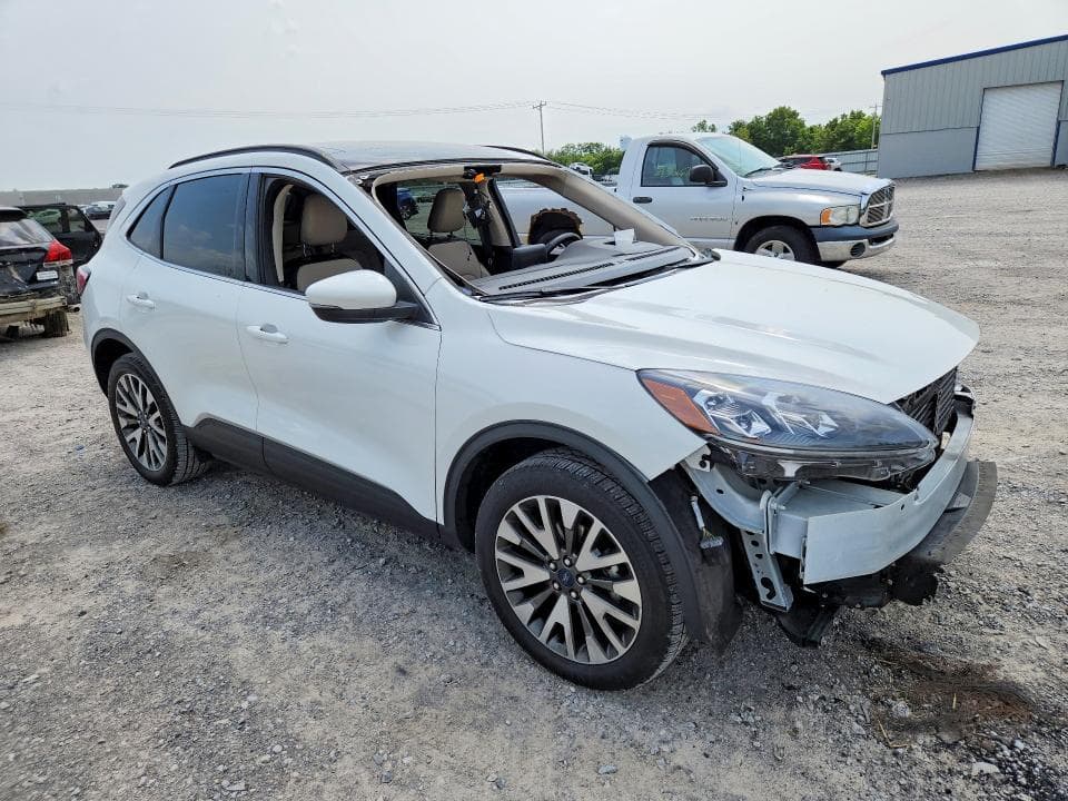 2020 FORD ESCAPE TITANIUM 4