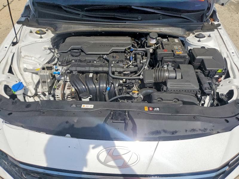 2025 HYUNDAI ELANTRA LIMITED 11