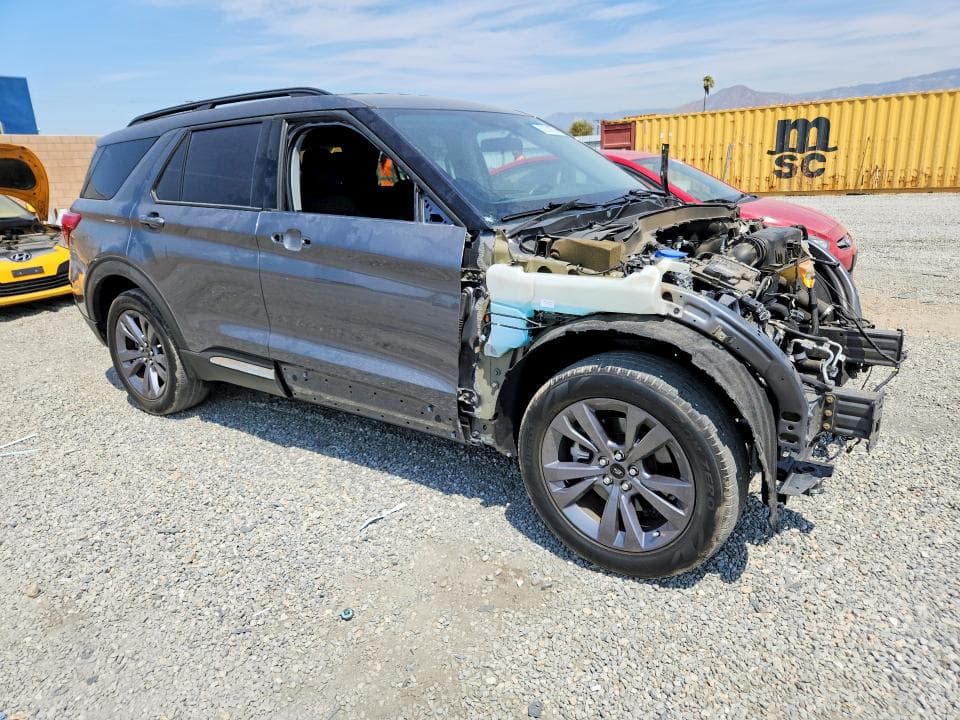 2022 FORD EXPLORER XLT 4