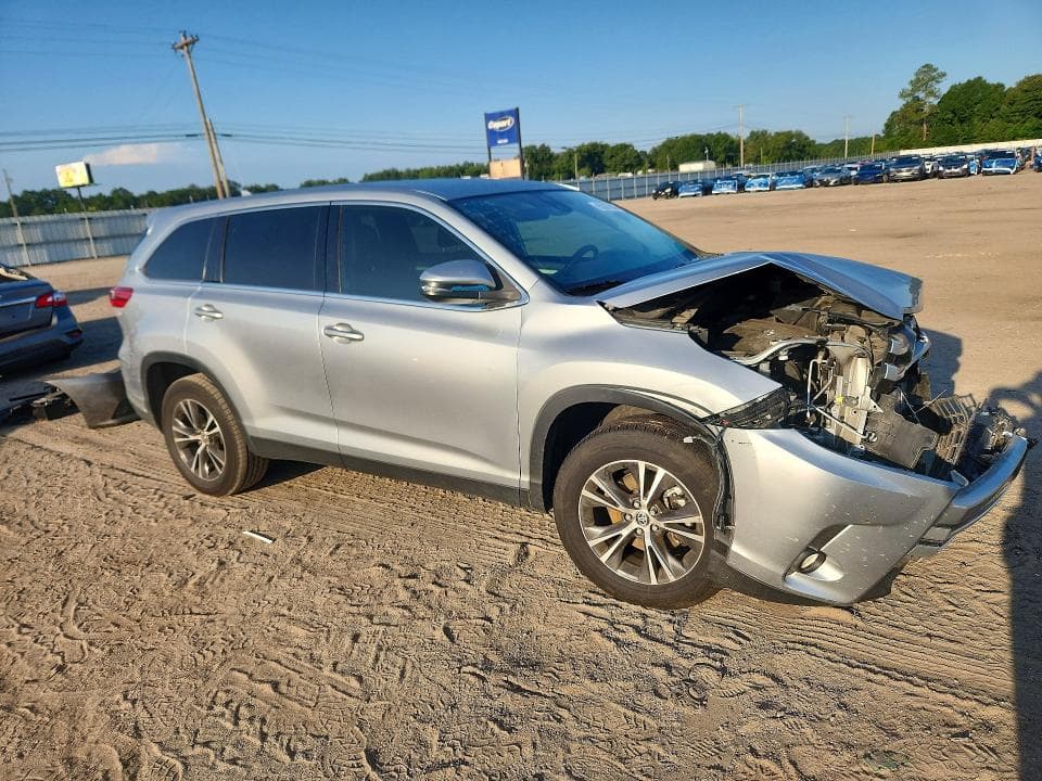 2019 TOYOTA HIGHLANDER LE PLUS 4