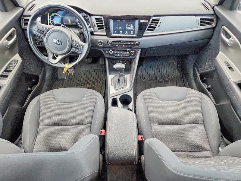 2018 KIA NIRO LX 8