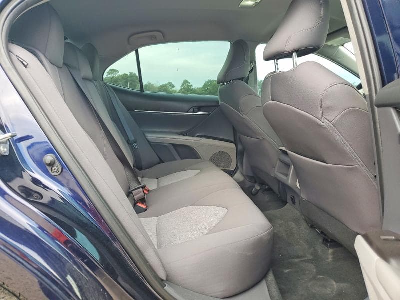 2022 TOYOTA CAMRY LE 10