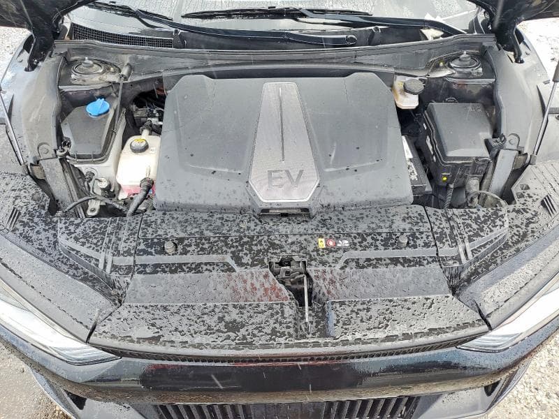 2022 KIA EV6 WIND 11