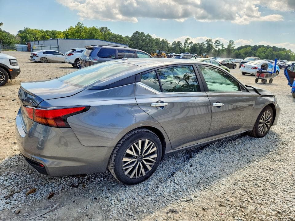 2024 NISSAN ALTIMA SV 3