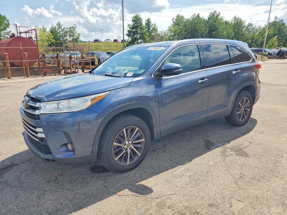 2019 TOYOTA HIGHLANDER XLE - 1