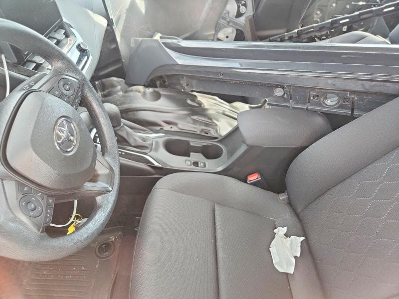 2023 TOYOTA COROLLA LE 8