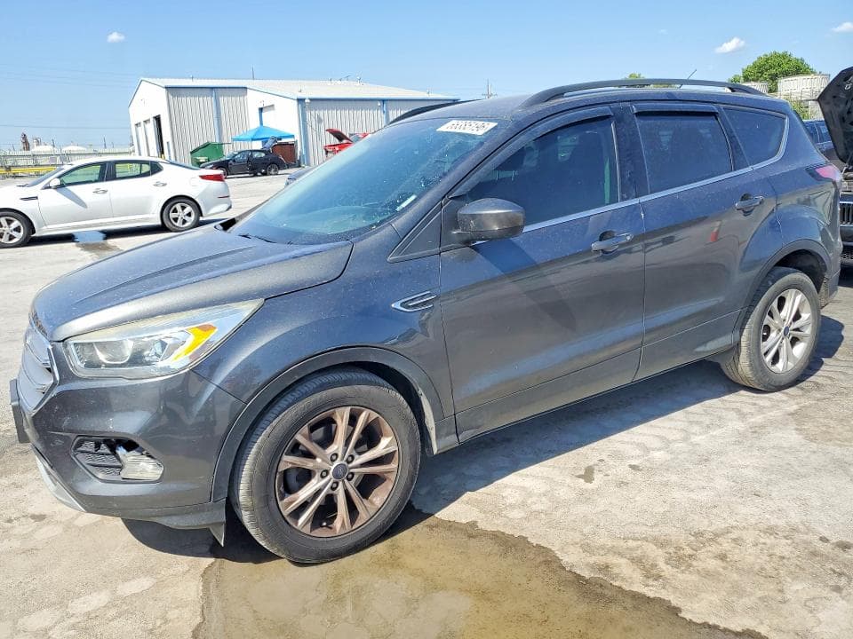 2017 FORD ESCAPE SE - 1