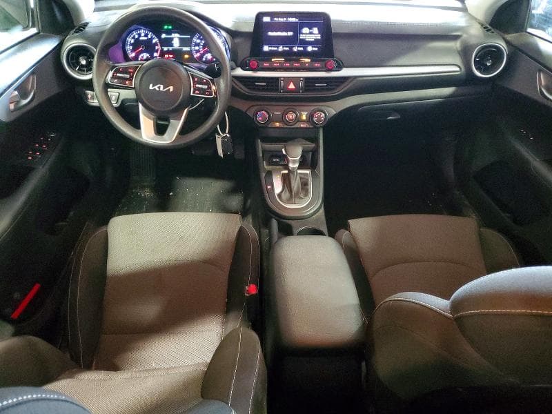 2023 KIA FORTE LXS 8