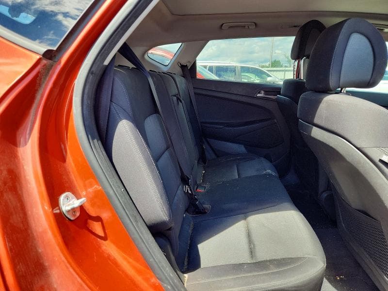2017 HYUNDAI TUCSON VALUE 10