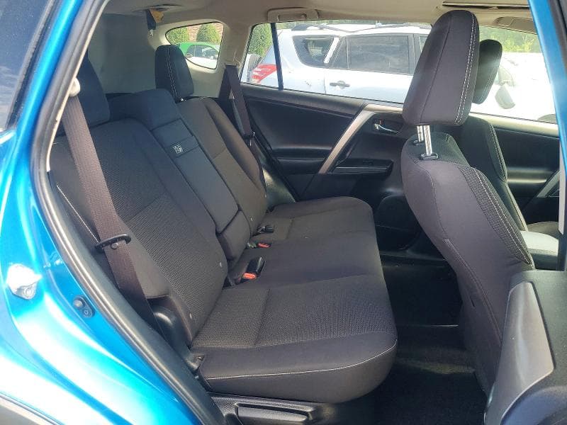 2018 TOYOTA RAV4 HYBRID XLE 11