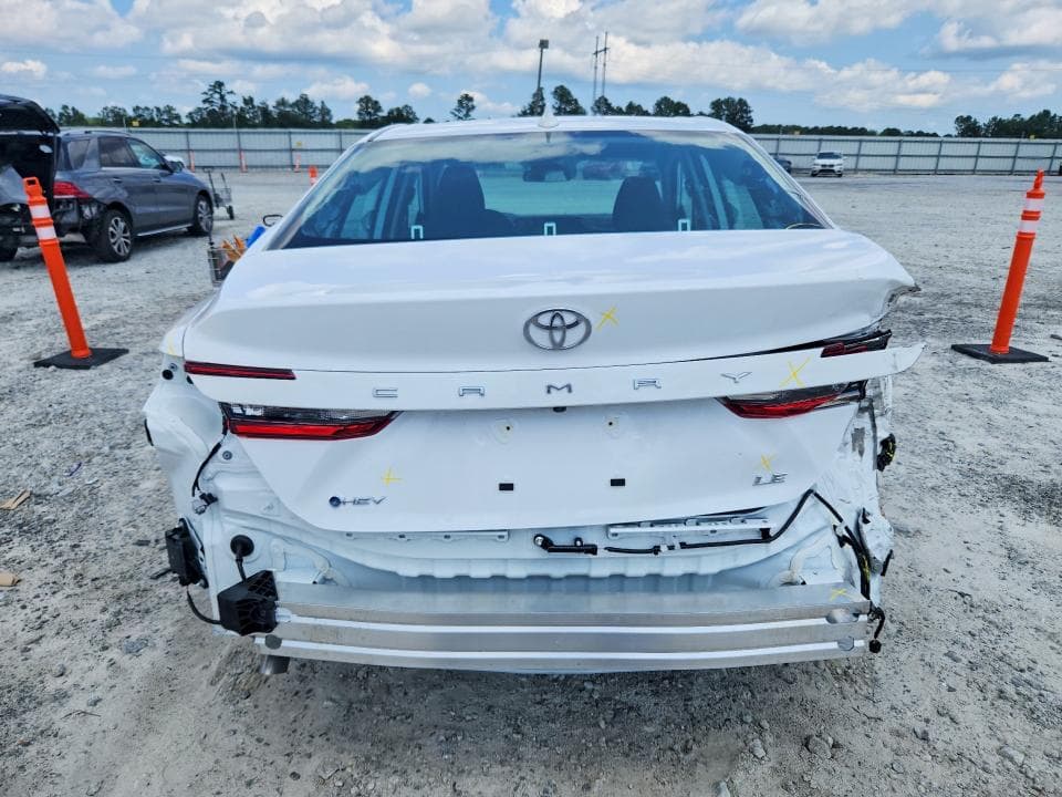 2026 TOYOTA CAMRY LE 6