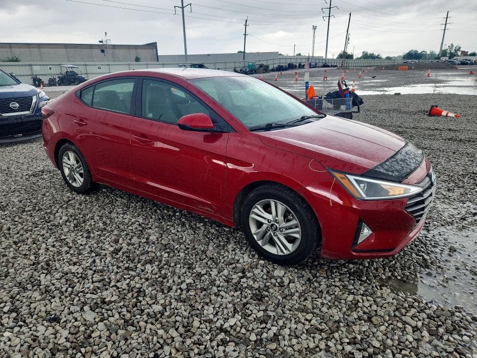 2020 HYUNDAI ELANTRA SEL 4