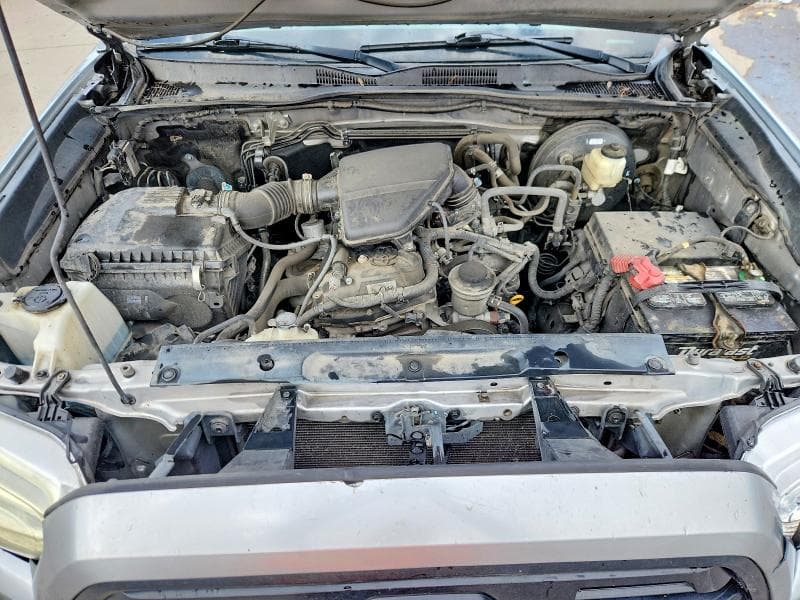 2017 TOYOTA TACOMA SR 11