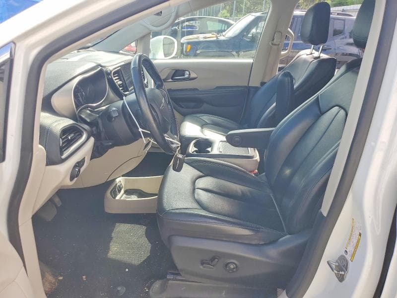 2021 CHRYSLER PACIFICA TOURING L 7