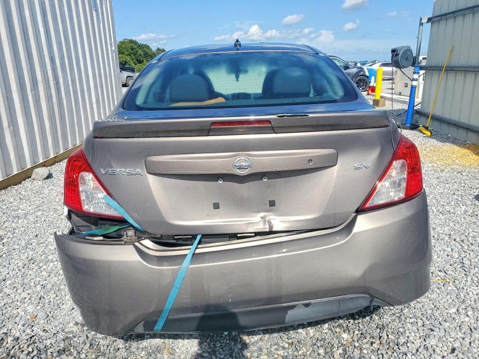 2017 NISSAN VERSA 1.6 SV 6