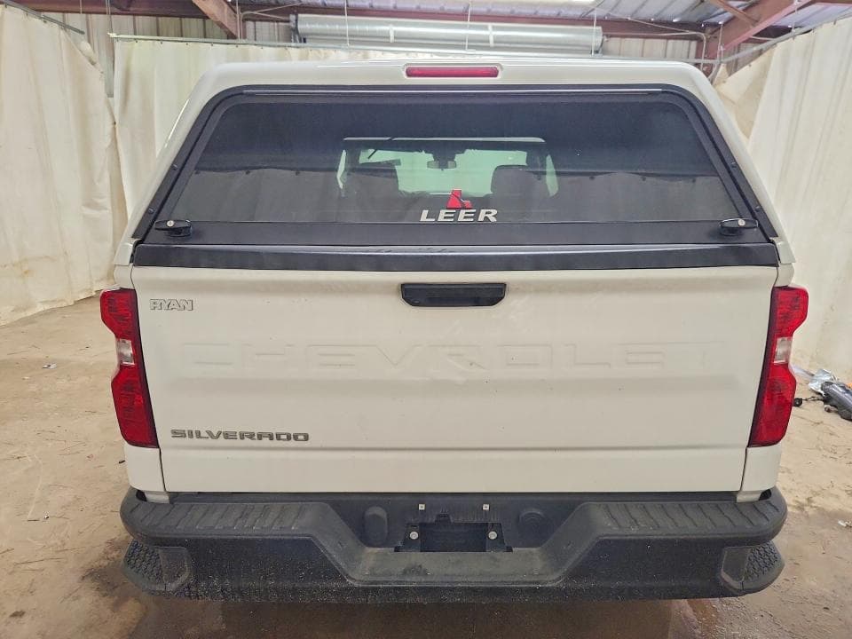2026 CHEVROLET SILVERADO C1500 6