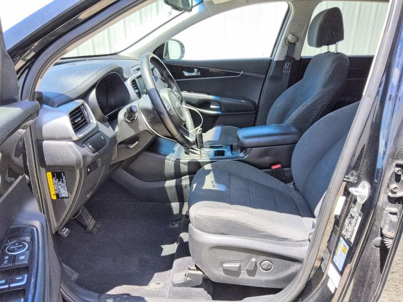 2017 KIA SORENTO LX 7