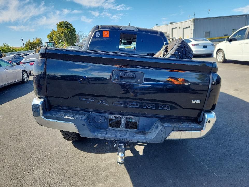2018 TOYOTA TACOMA SR5 V6 6
