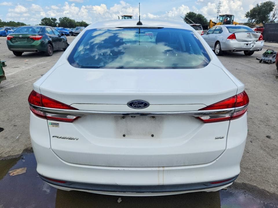 2018 FORD FUSION SE 6