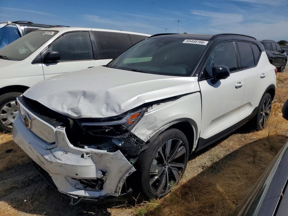 2021 VOLVO XC40 RECHARGE - 1