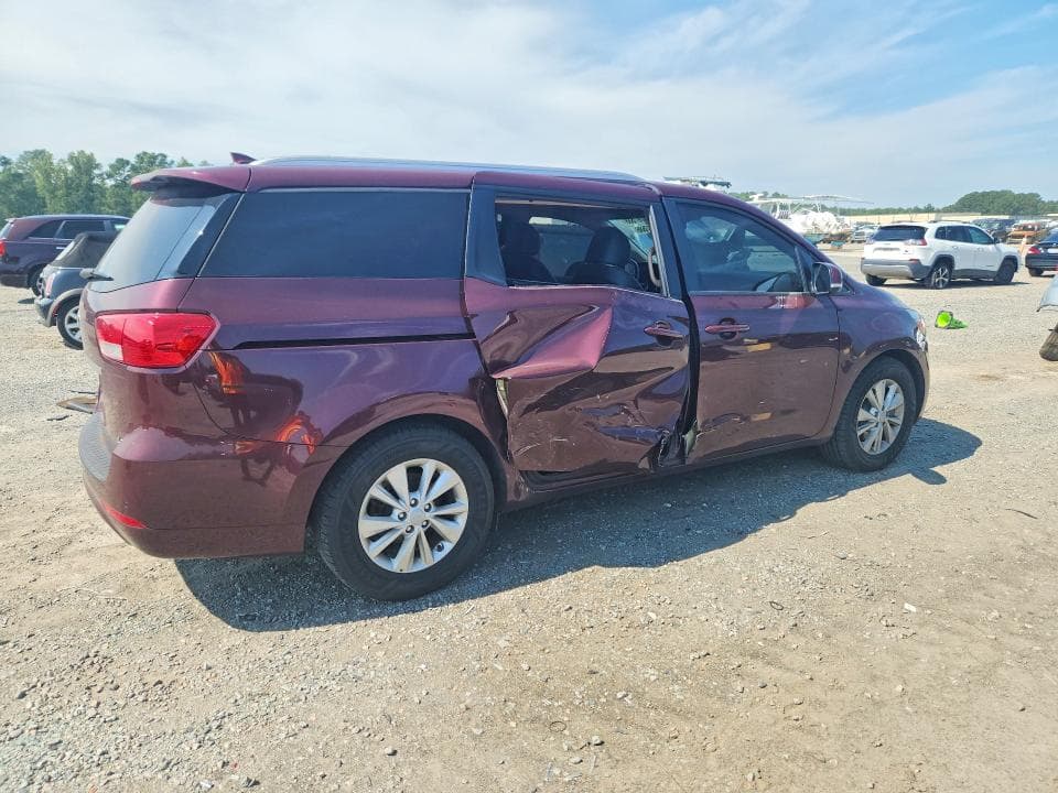 2017 KIA SEDONA LX 3