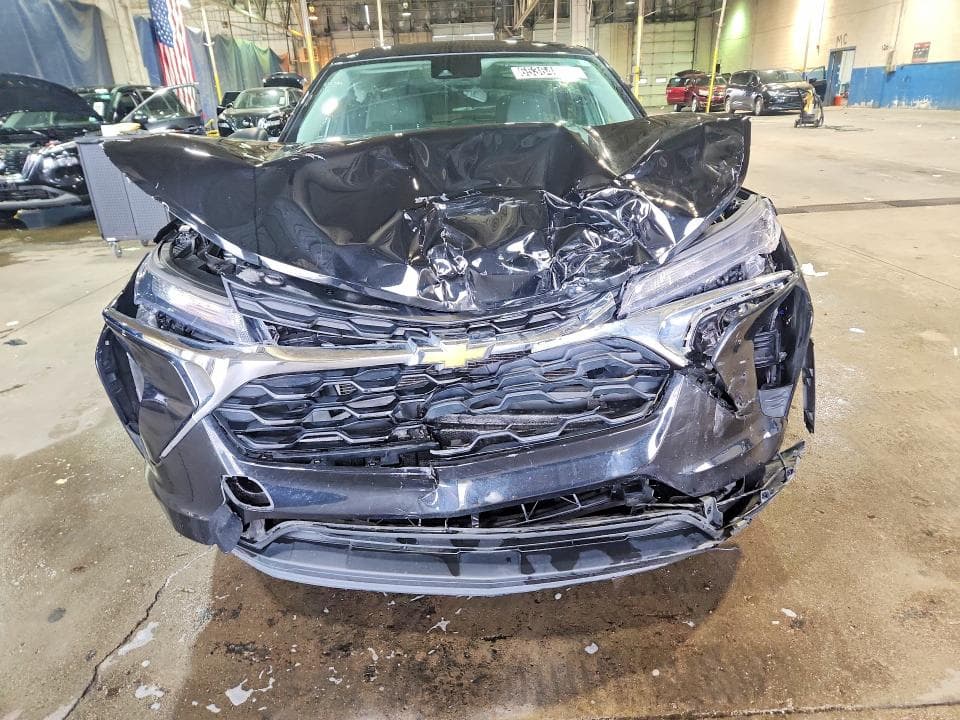 2024 CHEVROLET TRAX LS 5