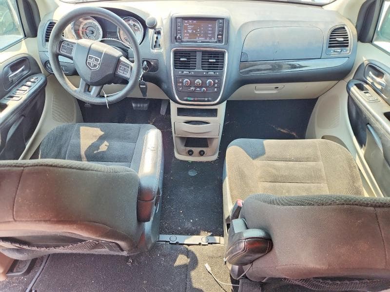 2018 DODGE GRAND CARAVAN SE 8