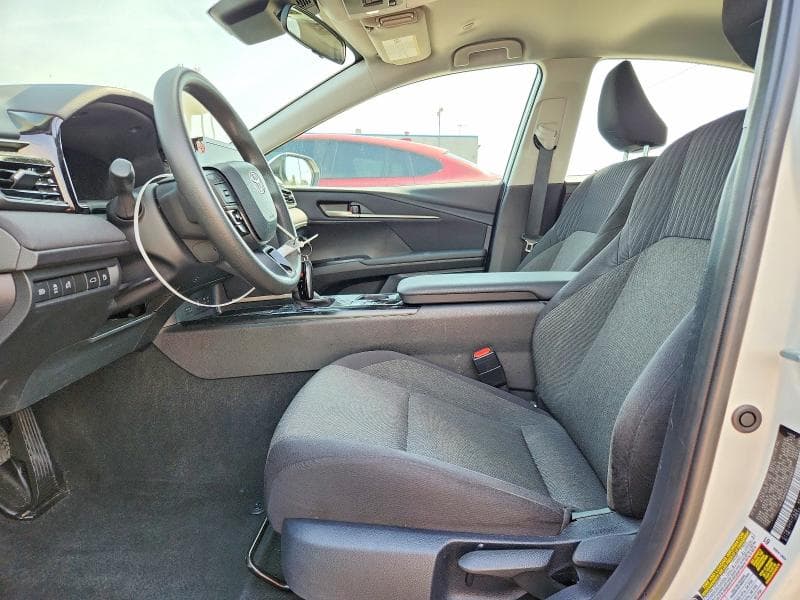 2025 TOYOTA CAMRY LE 7