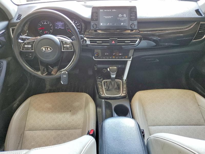 2021 KIA SELTOS EX 8