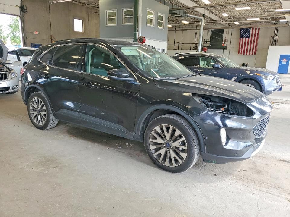 2020 FORD ESCAPE TITANIUM 4