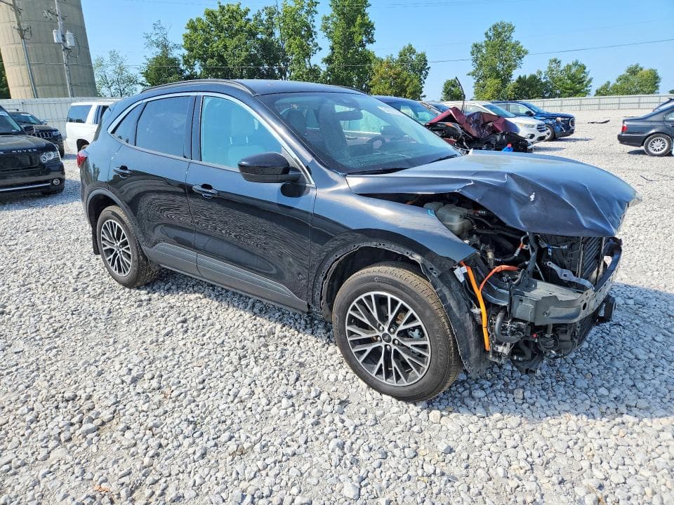2024 FORD ESCAPE 4