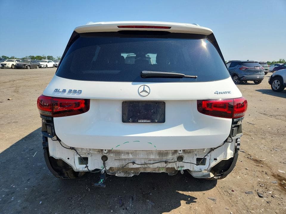 2020 MERCEDES-BENZ GLB 250 4MATIC 6
